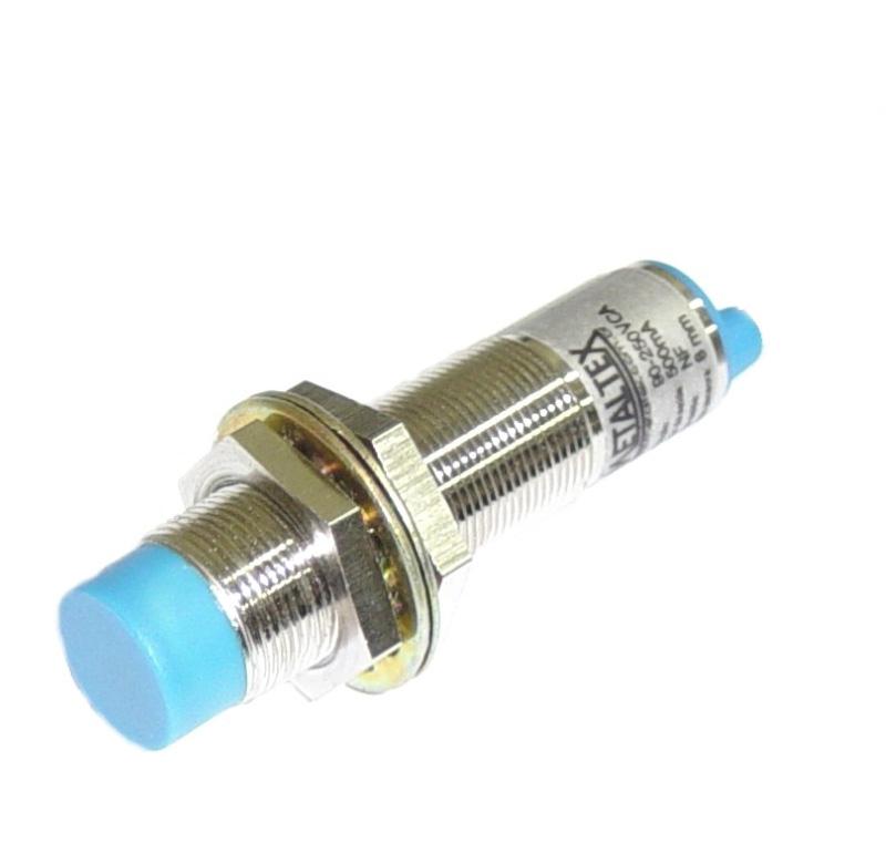 Sensor Capacitivo no rasado M18 - SN: 8mm - PNP 4 hilos - 1NA + 1NC
