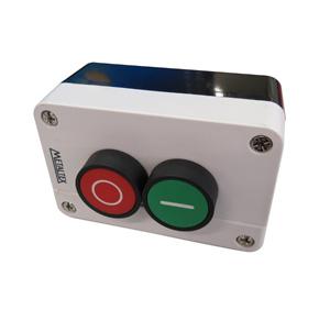 Caja plástica Gris con botón Pulsador verde 1NA